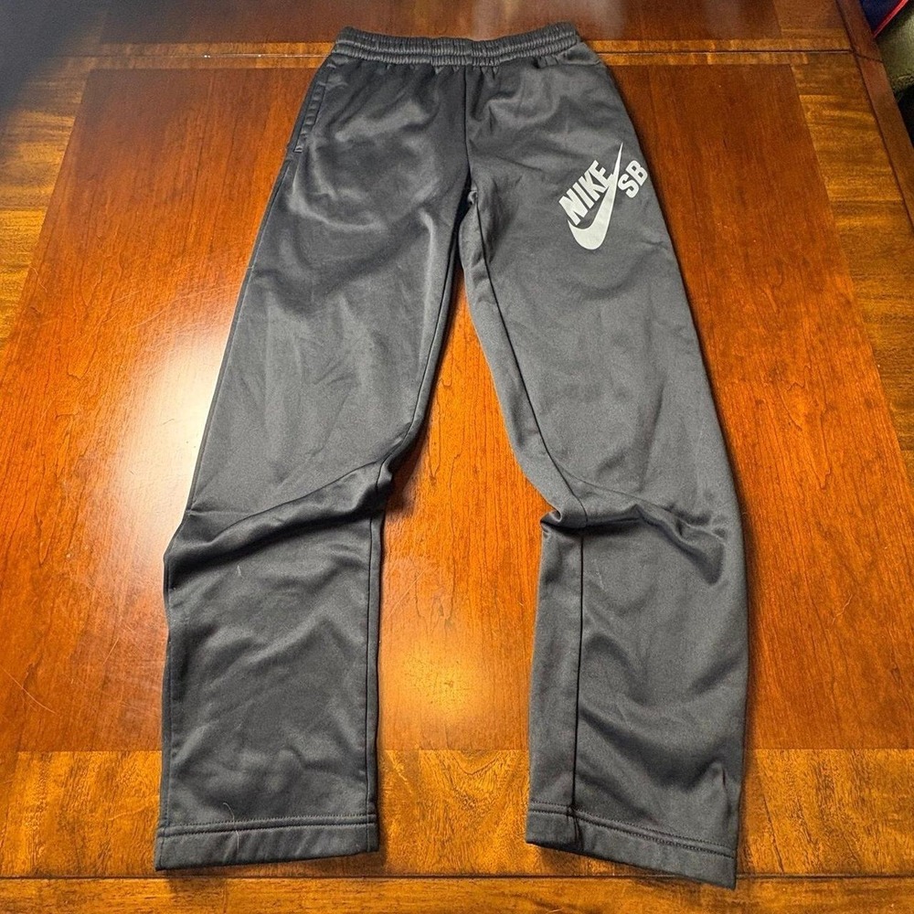 Nike SB Youth Black Fleece Sweatpants Joggers Big Kids 12–13Y